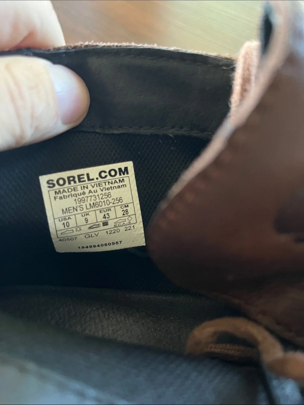 Sorel Brown Leather Chukka Boots with Cream Sole - Men's